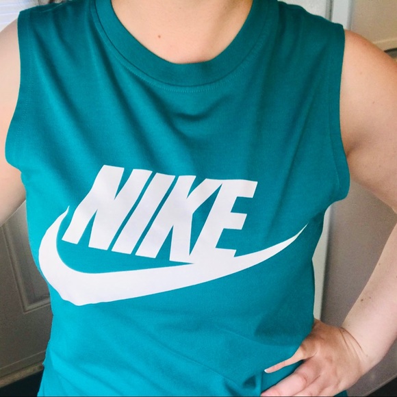 NIKE - Turquoise Tank Top - Picture 3 of 7